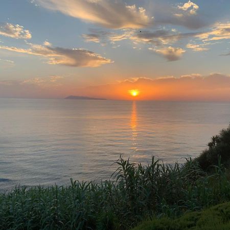 Vacations In Corfu-Antiperni By Corfuescapes Apartment Antipernoi ภายนอก รูปภาพ